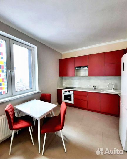 Кухня на заказ от фабрики за 14 дней