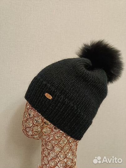 Шапка зимняя. Ручная работа