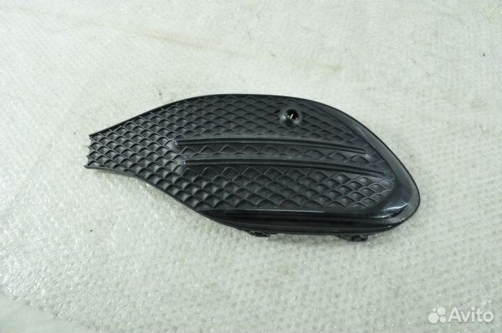 Накладка бампера левая Mercedes 206 19- A2068856501 Б/У