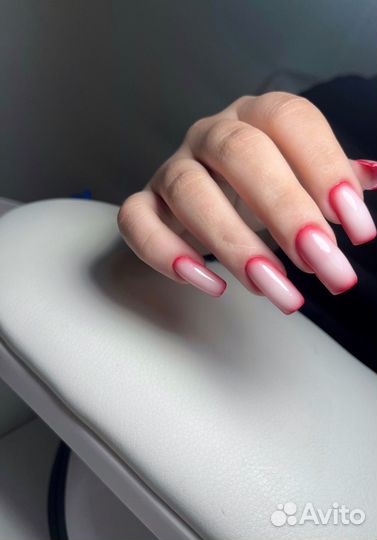 Мастер маникюра