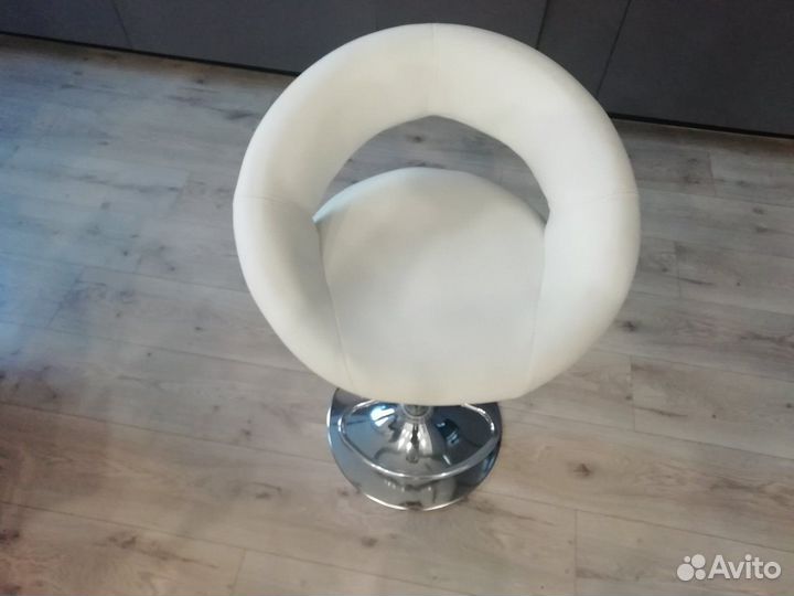 Барные стулья 2 шт новые