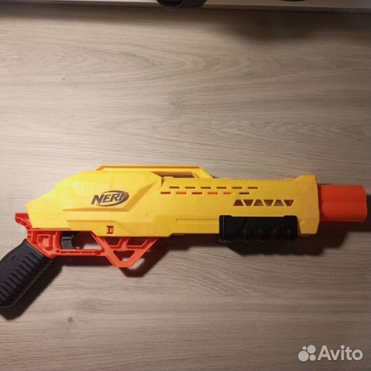 Бластер nerf