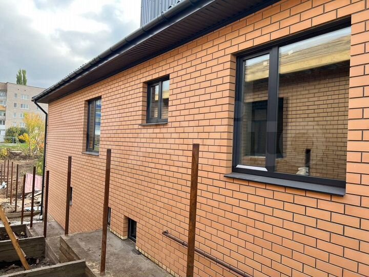 Дом 160 м² на участке 7 сот.