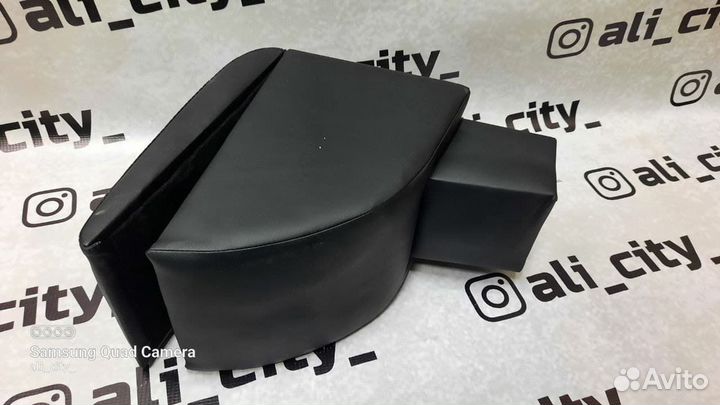 Подлокотный бар на Солярис 10-17г в стаканчик