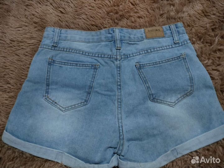 Джинсовые шорты