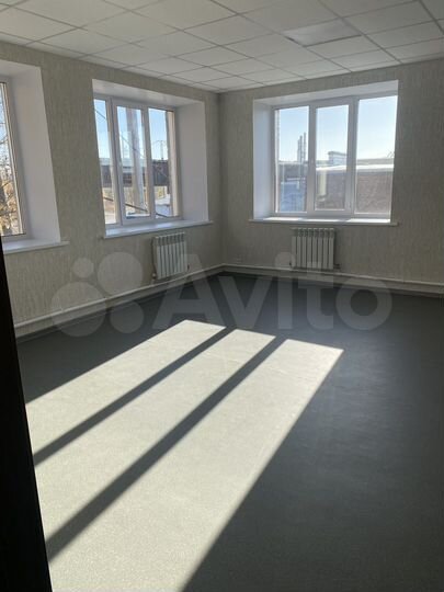 Свободного назначения, 90 м²