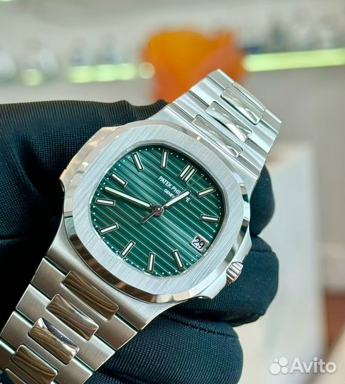 Часы Patek Philippe Nautilus Self-winding Nautilus 5711/1A-014 + подарок 1 год гарантии