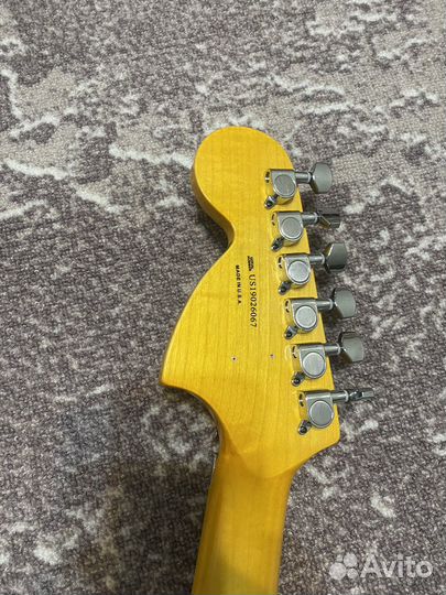 Гитара Fender Stratocaster
