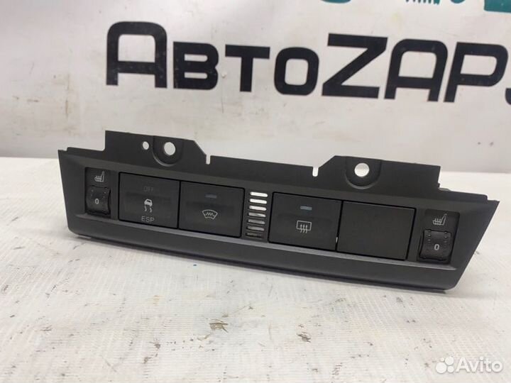 Кнопки обогрева сидений Ford Focus 2 hwda 2006