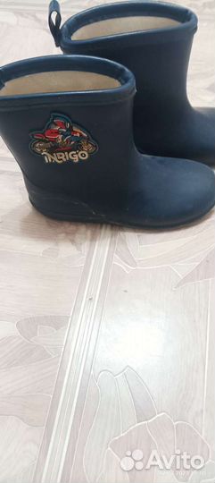 Резиновые сапоги