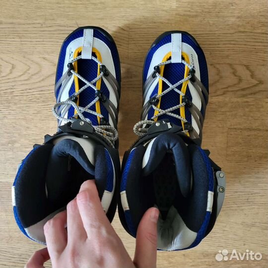 Роликовые коньки Salomom Siam 6