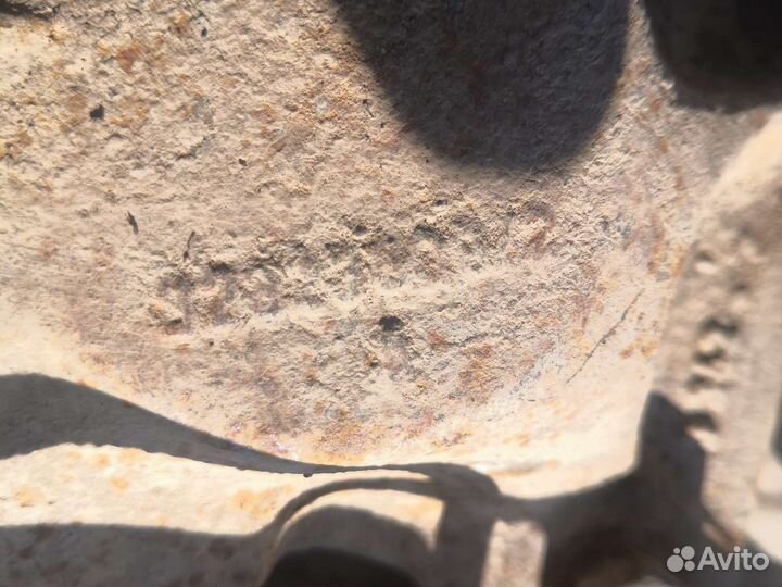 Поворотный кулак цапфа передний левый мерседес 140