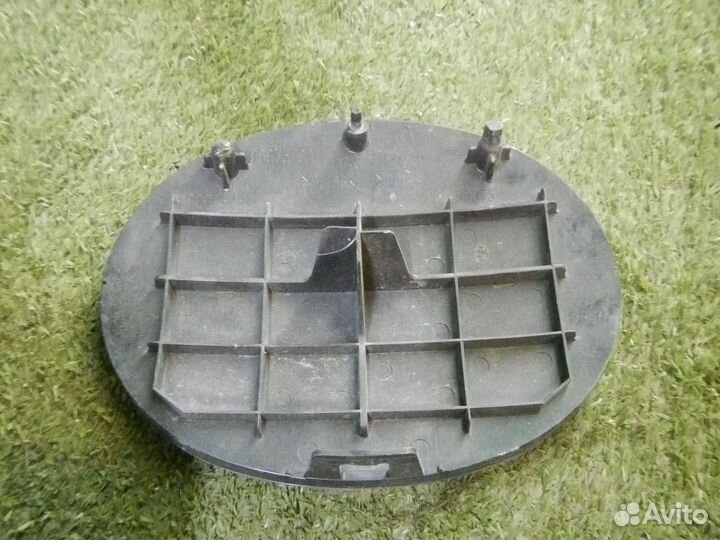 Эмблема решетки радиатора Lexus RX 3 AL10 (2008-20