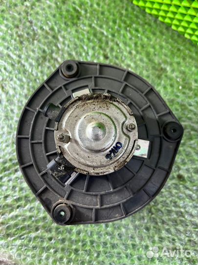 Моторчик печки Chevrolet Niva