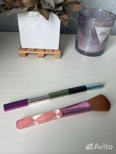 Кисти для макияжа