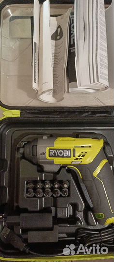 Аккумуляторная отвертка Ryobi ergo