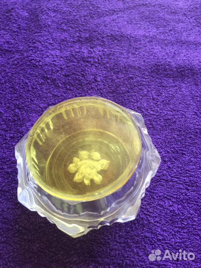 Шкатулка пудренница. Розы. СССР. 60е