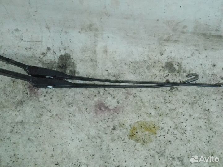 Поводок стеклоочистителя рено трафик