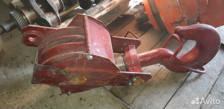 Продам Крюковая подвеска 6кп3-09