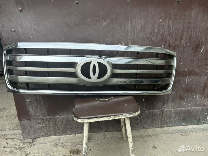 Решетка радиатора тлк 100