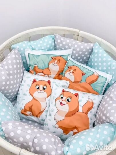 Копмлект бортиков в кроватку