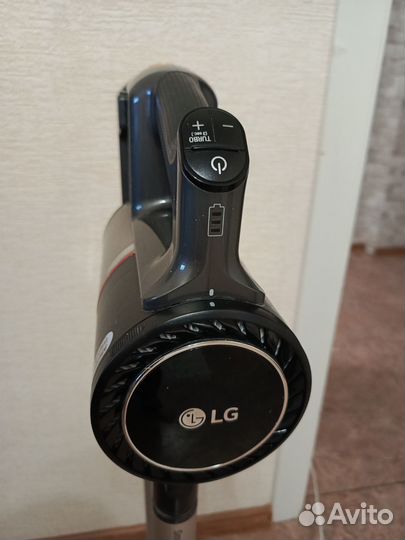 Пылесос ручной LG CordZero