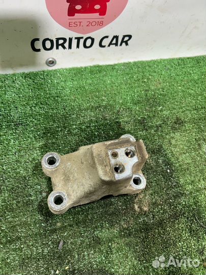 Кронштейн МКПП левый Kia Ceed 1 ED