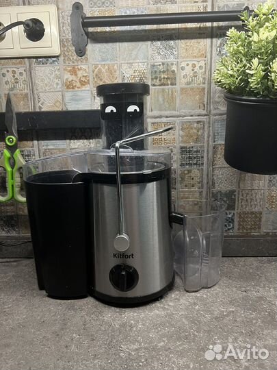 Соковыжималка kitfort центробежная на гарантии