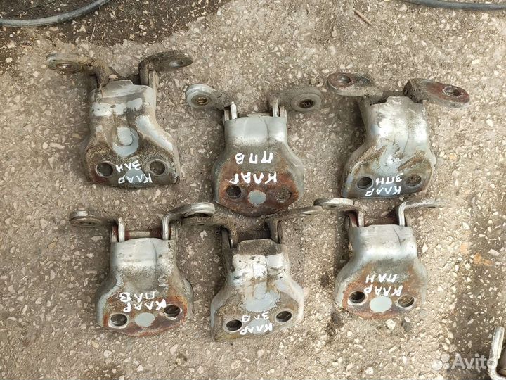 Петля задней двери ограничитель Киа кларус 2