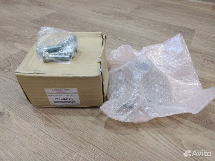 Ступица переднего колеса mitsubishi 3880A018