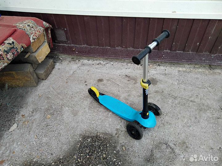 Самокат детский трехколесный Oxelo B1