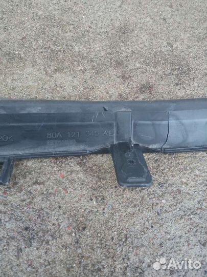 Audi Q5 дефлектор радиатора