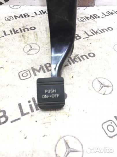 Педаль стояночного тормоза Infiniti M35