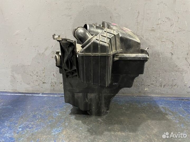 Корпус фильтра Mazda 3 BK