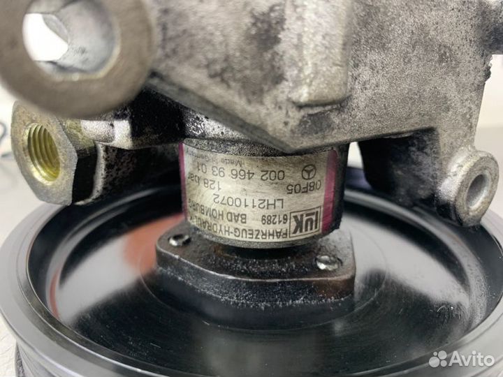 Насос гидроусилителя руля Mercedes C-Class W203