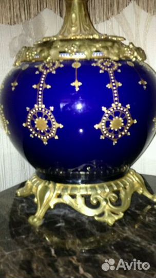 Антикварная настольная лампа