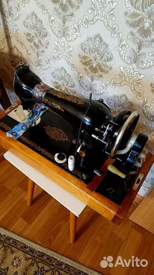 Новая Подольская швейная машинка