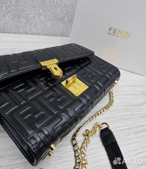 Сумка Fendi кожа 22 см