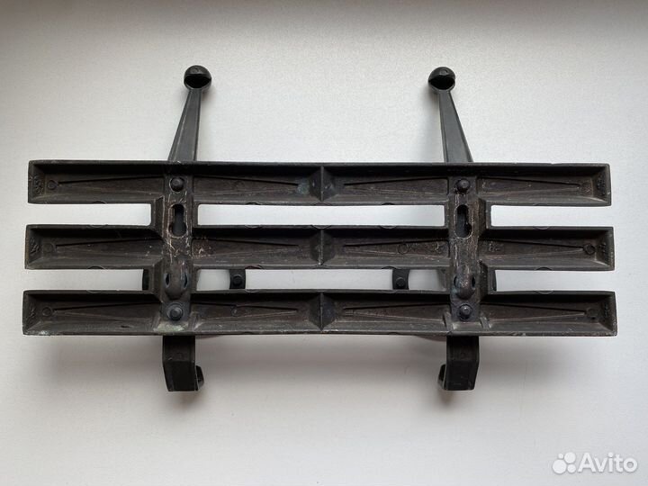 Вешалка настенная