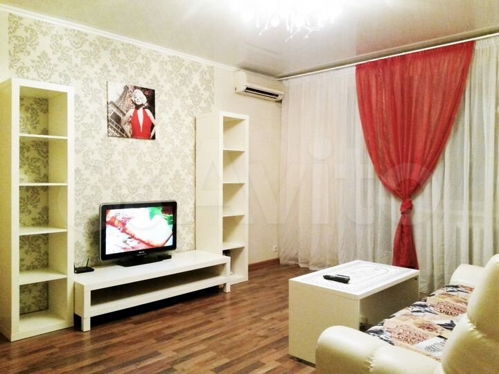 2-к. квартира, 50 м², 5/10 эт.
