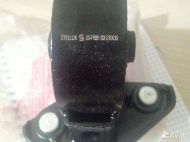 Подушка двигателя Тойота