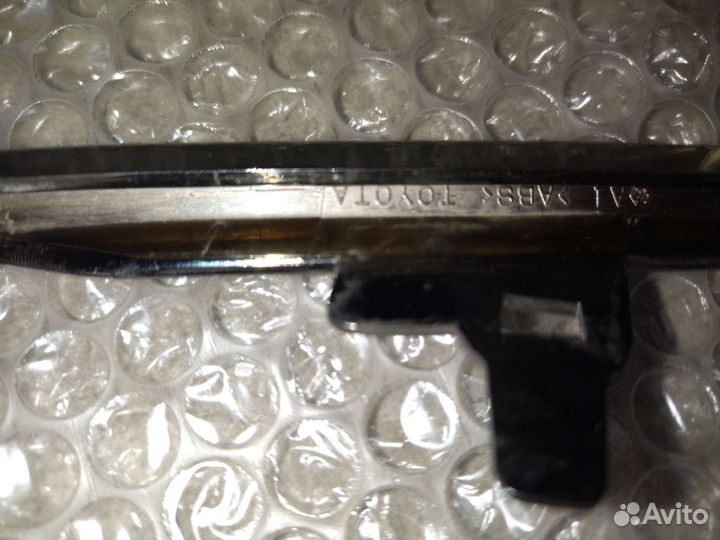 Молдинг хром на решётку Camry