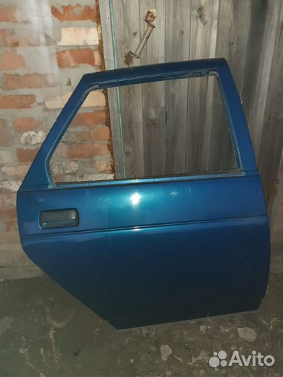 Задние двери ваз 2110