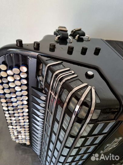 Баян мастеровой Мир