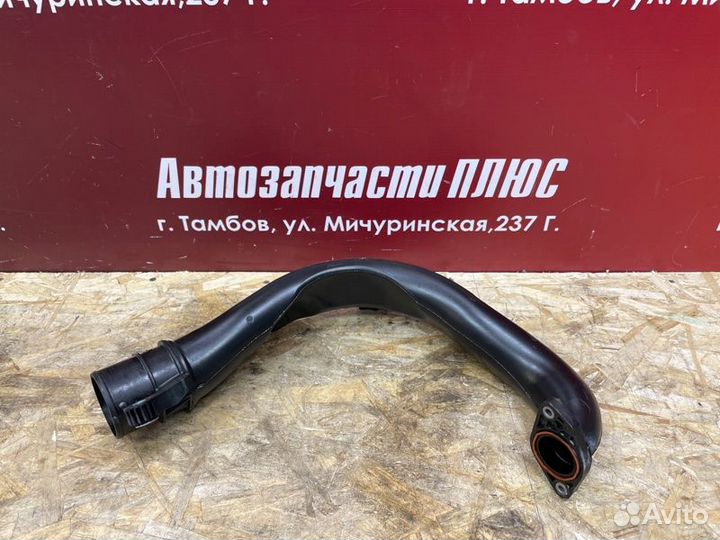 Патрубок интеркулера Renault Duster