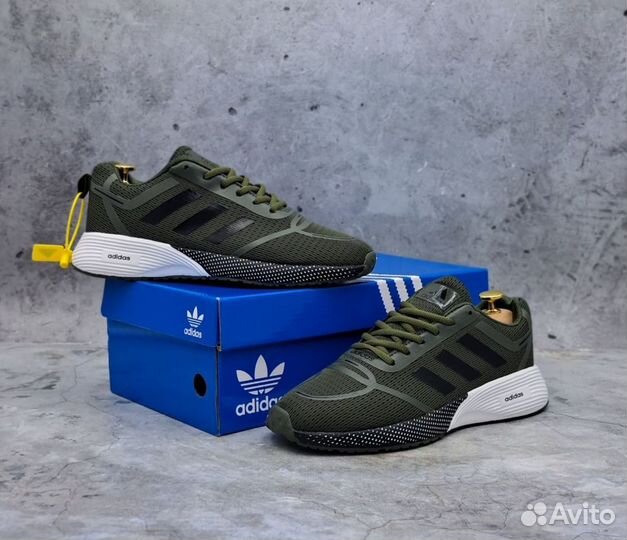 Кроссовки adidas мужские хаки