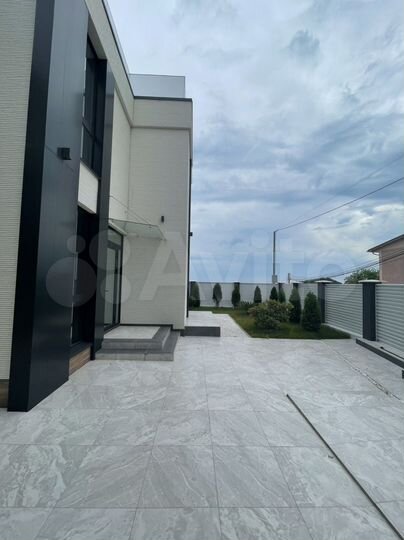 Дом 217 м² на участке 4 сот.