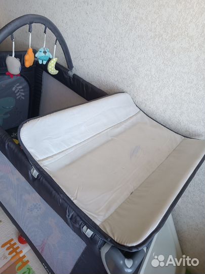 Детская кровать манеж