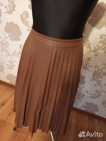 Юбка Amisu, экокожа. 44 размер