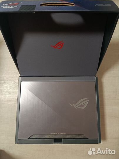 Asus ROG strix scar 2 GL504V RTX2060 6gb